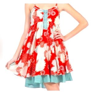 A’reva spaghetti strap stunning dress with crochet detail size Medium